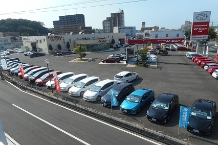 U-CAR八幡展示場1