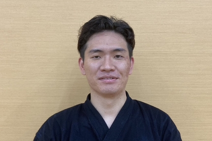 小島スタッフ写真