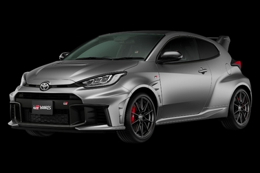 フロント　RZ“High performance” + Aero performance package