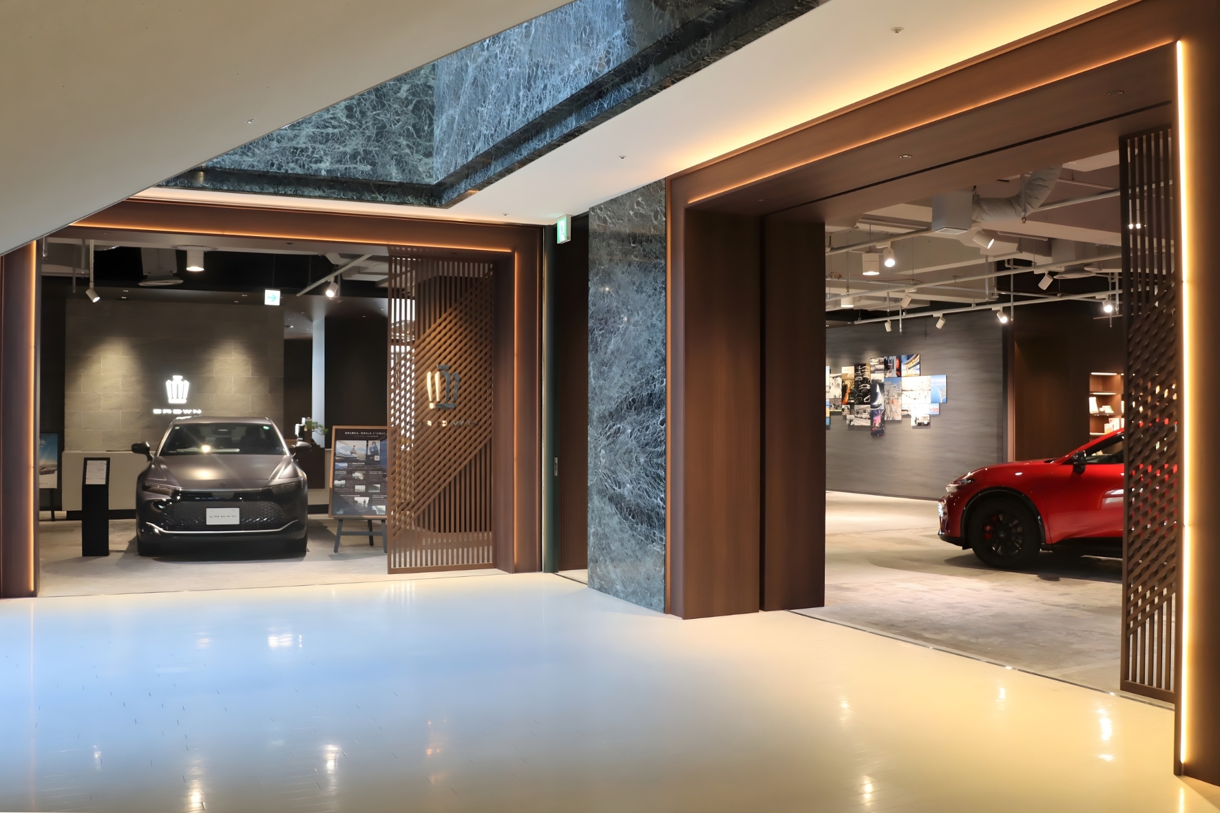 THE_CROWN店舗画像