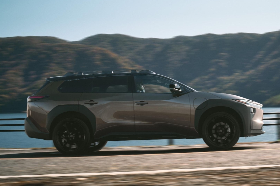 【モデル入り素材】Z（4WD）